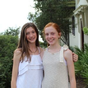 Meet your Posher, Alyson